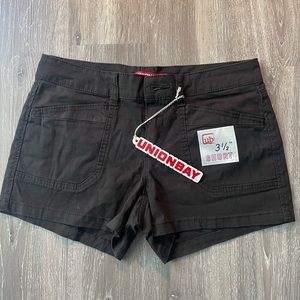 UNIONBAY Women's Delaney Stretch 3.5" Inseam Short. Size 9.